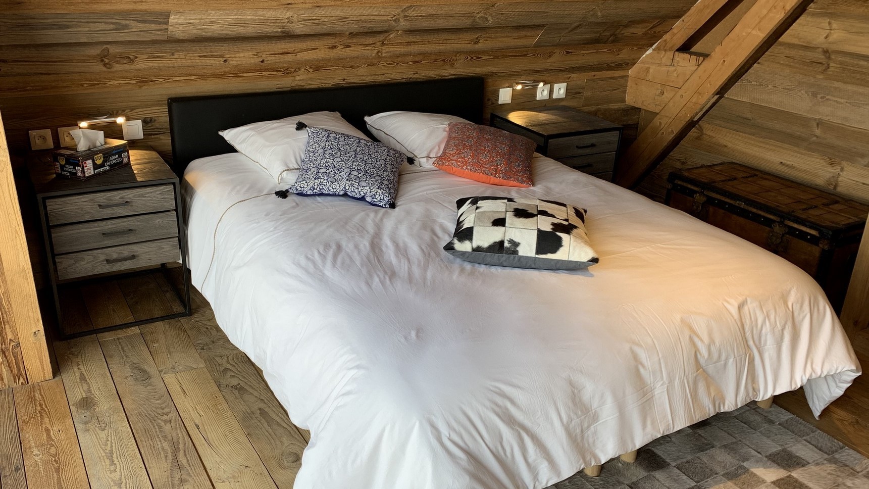 Super Besse chalet, Anorak chalet, Val d'Enfer bedroom, 160x200 bed