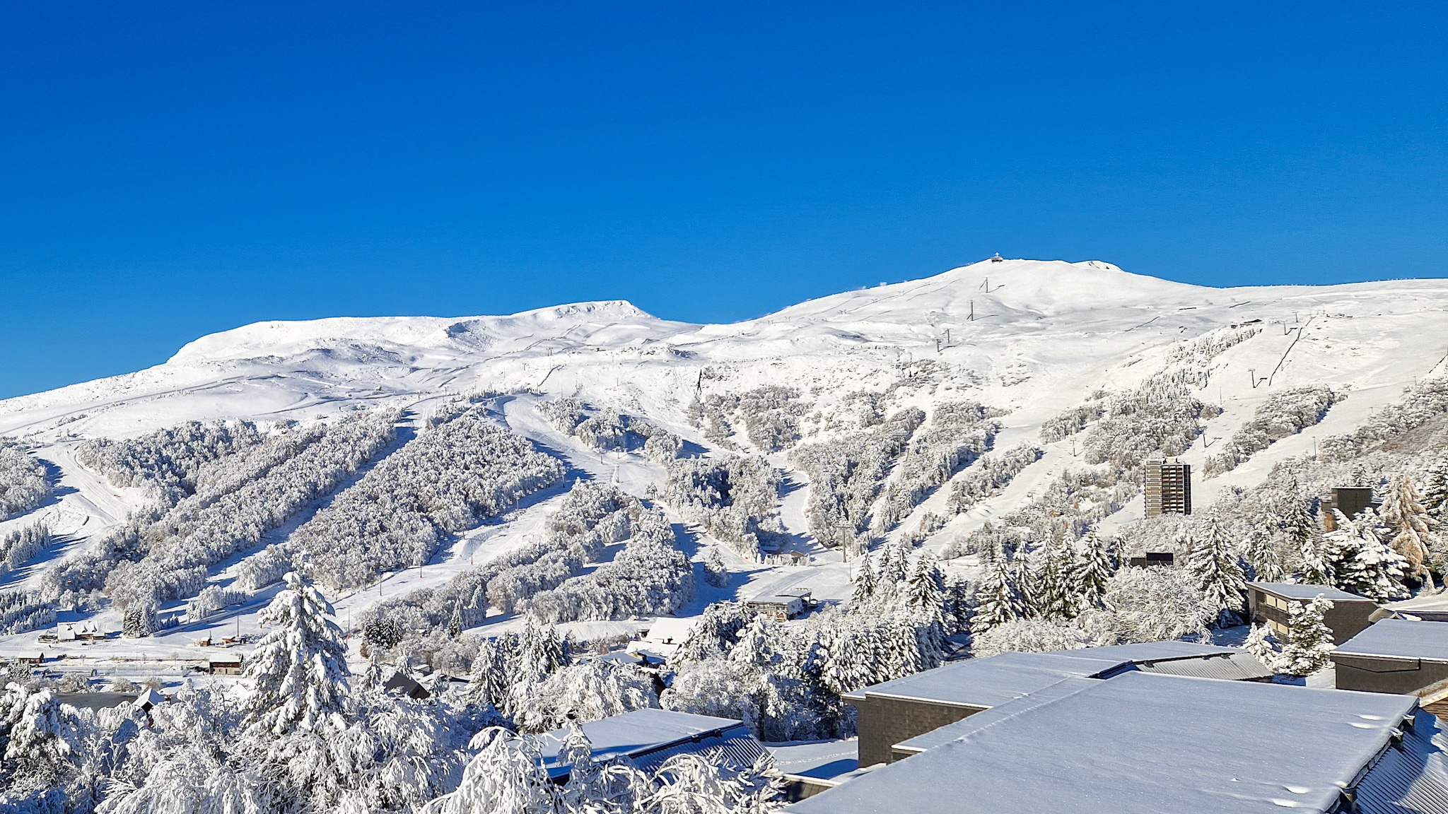Super Besse winter sports resort, the ski slopes
