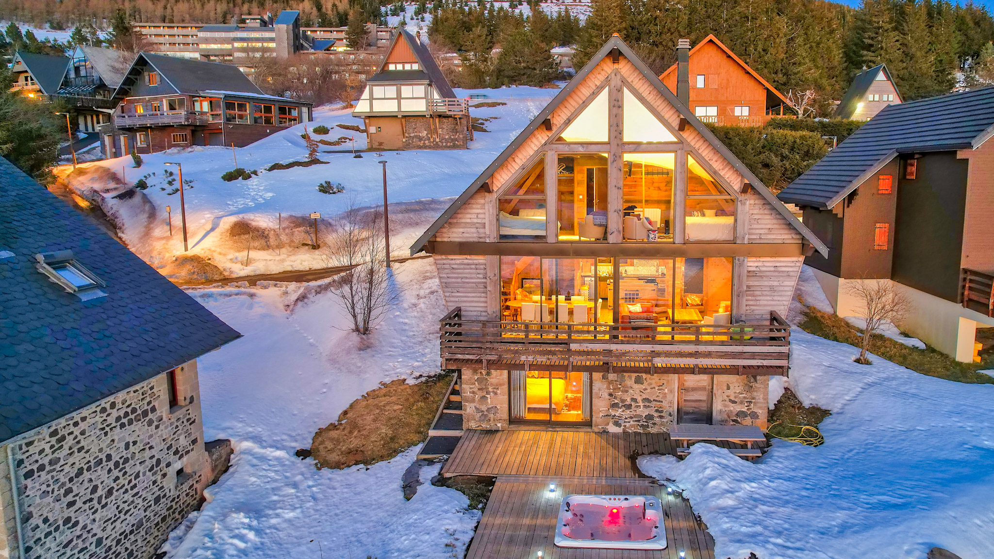 Super Besse chalet rental at the foot of the slopes