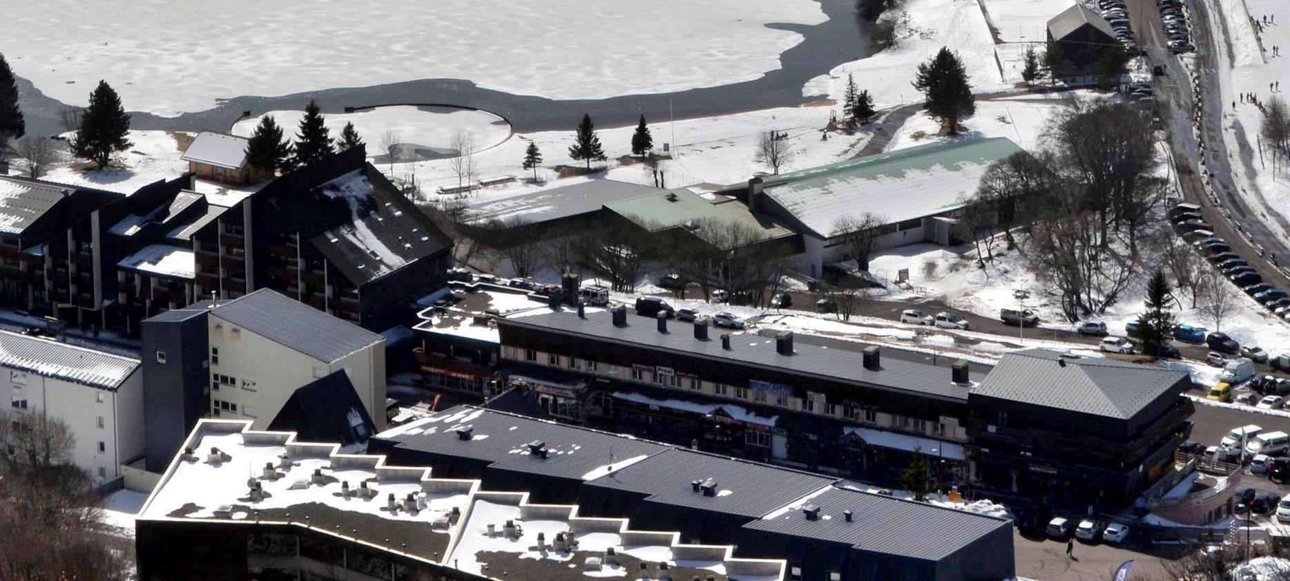 Super Besse - Center of the ski resort in winter