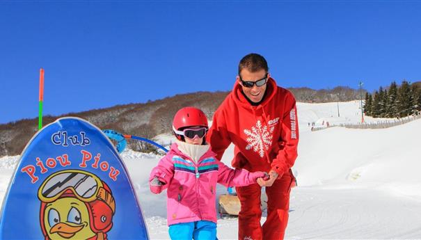 Super Besse - Piou Piou area, introduction to skiing for young children