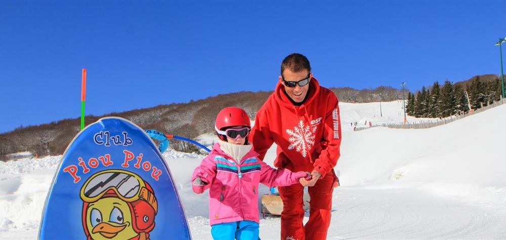Super Besse - Piou Piou area, introduction to skiing for young children