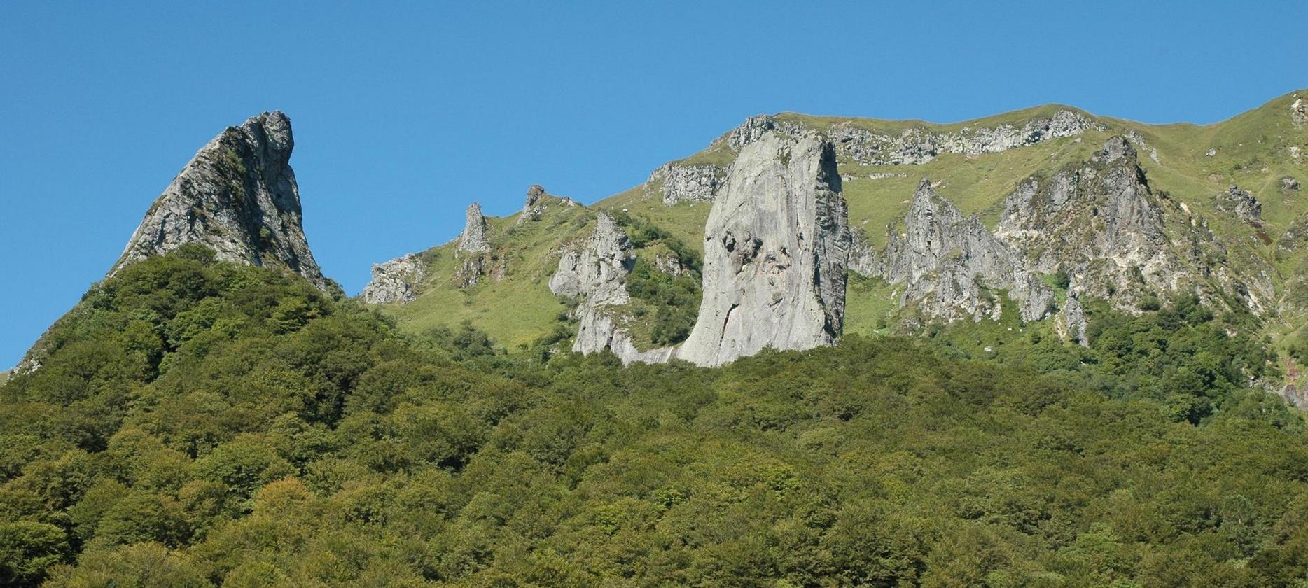Super Besse - Grudge's Tooth and Cock's Crest
