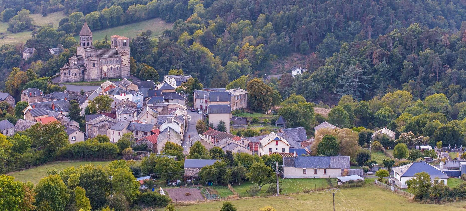 Super Besse - Aerial view of the Village of Saint Nectaire