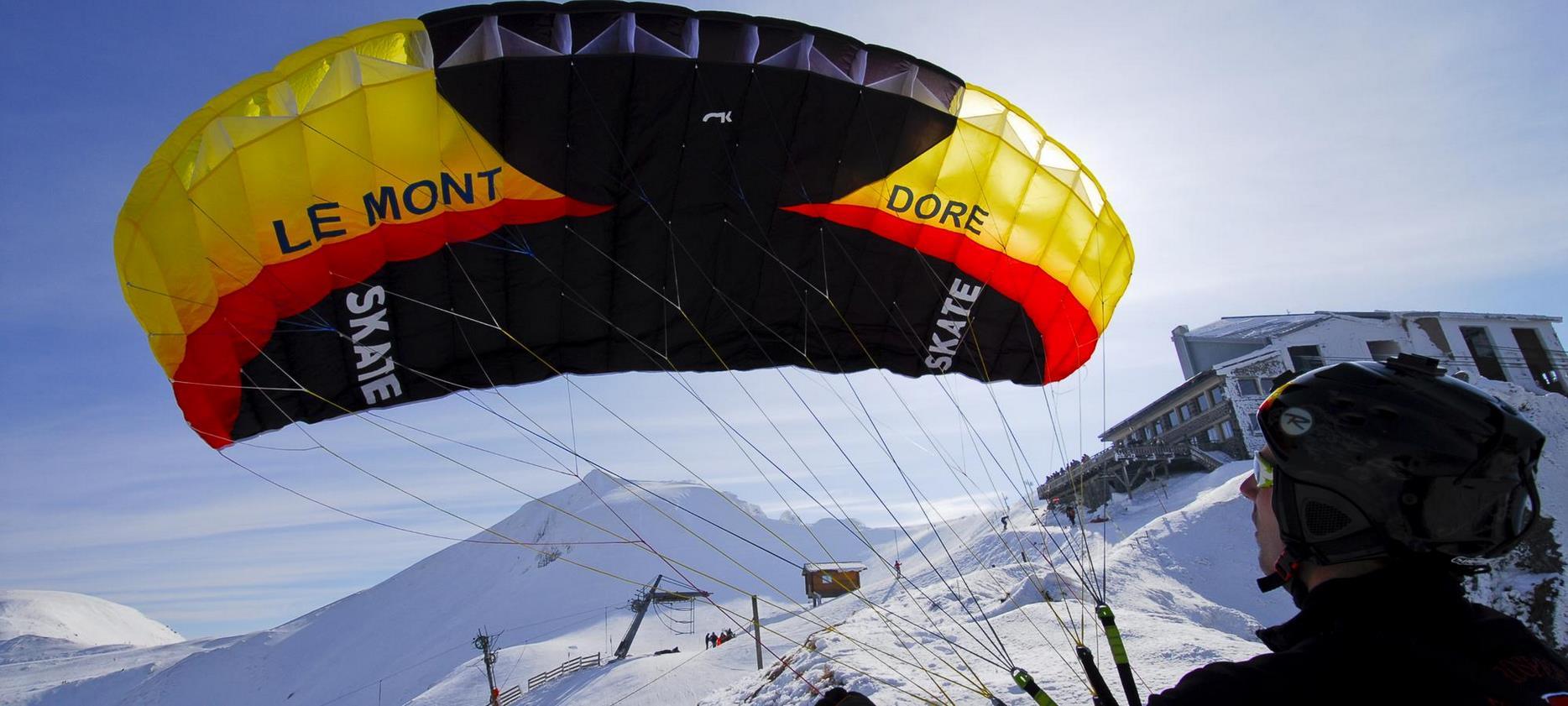 Super Besse - Paragliding departure from Mont Dore