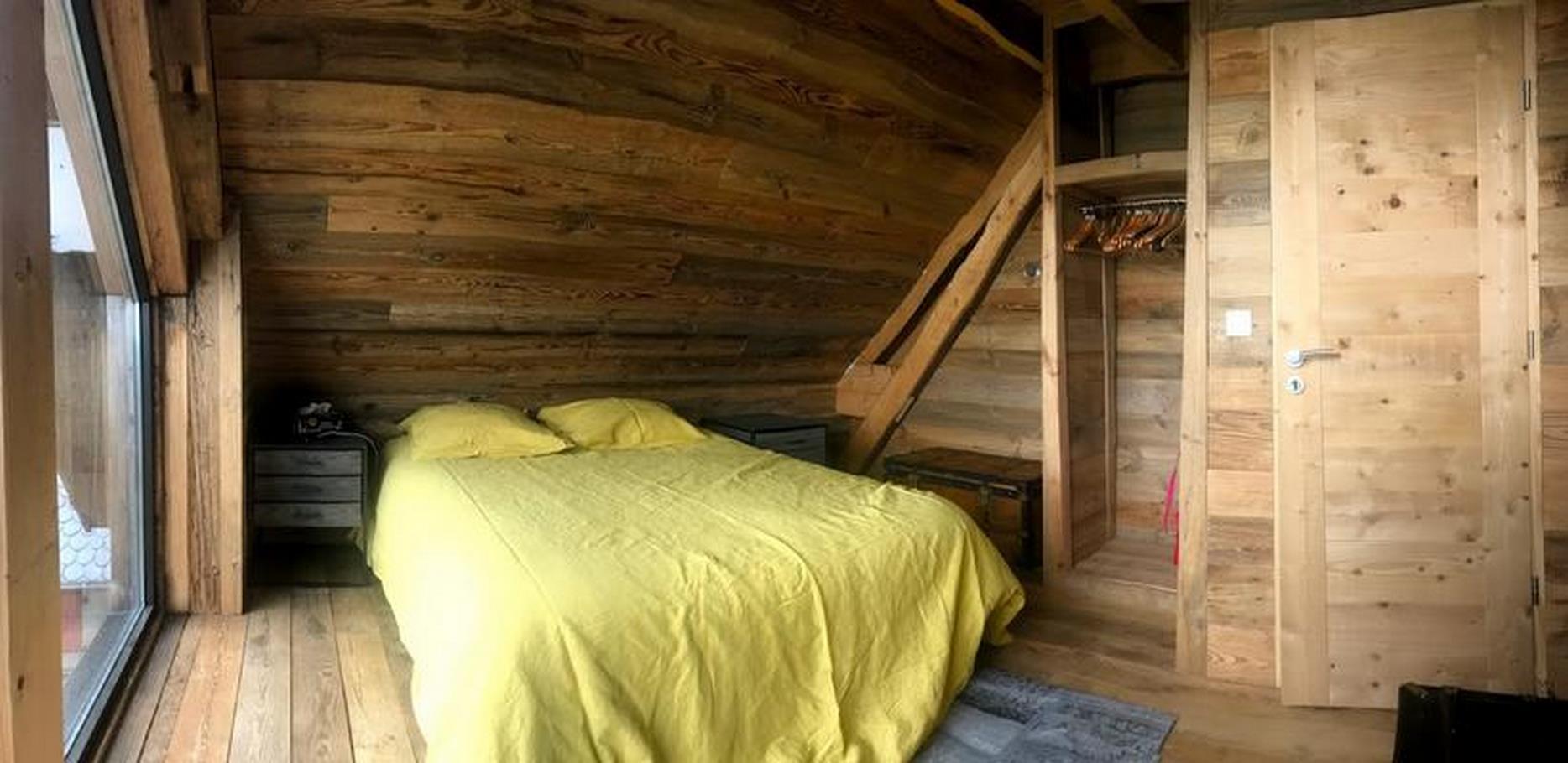Chalet for rent in Super Besse - King Size bedroom with exceptional view of the Monts du Cantal
