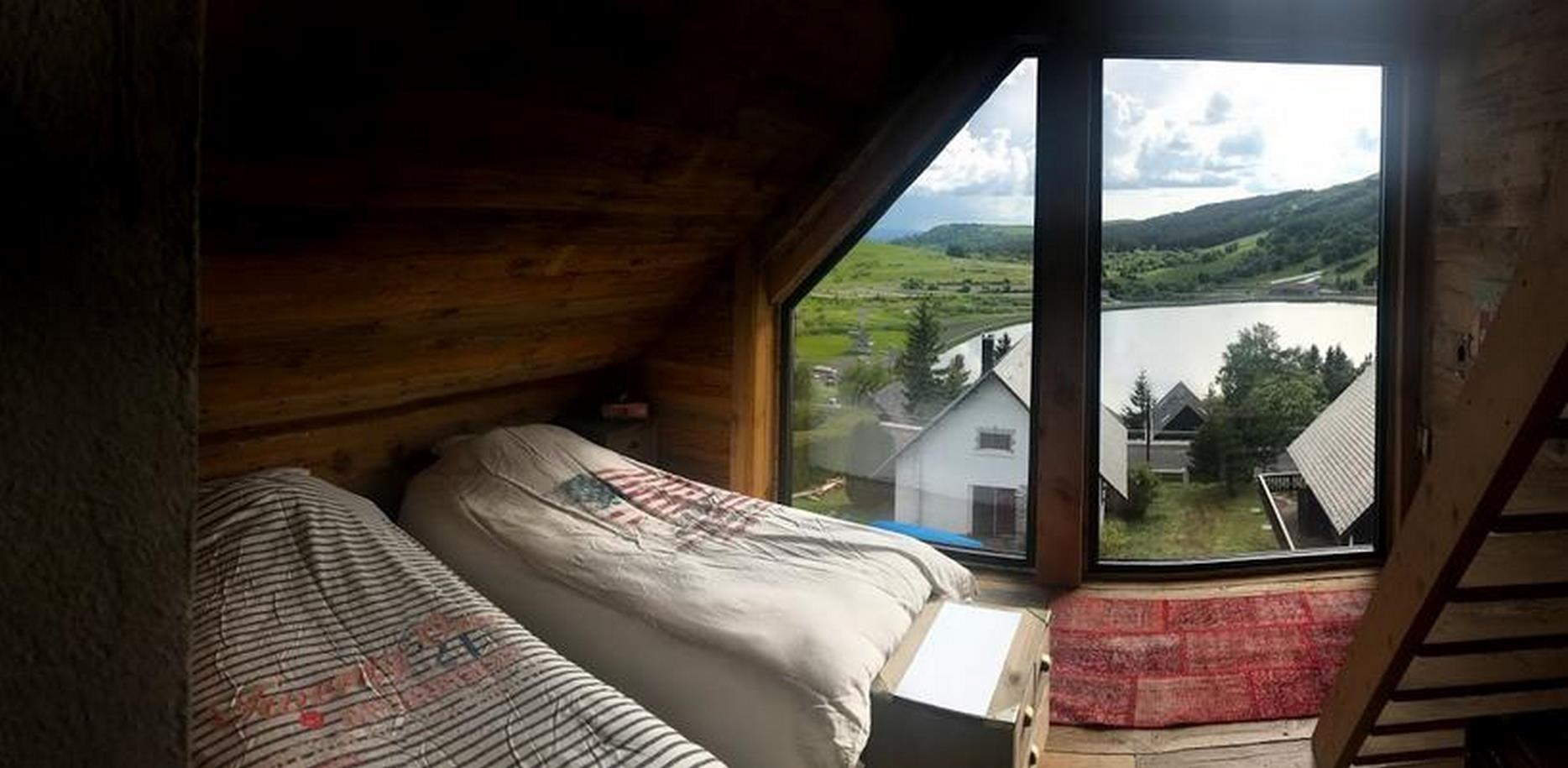 Rental Chalet Super Besse, room for 4 people with mezzanine and magnificent view of the Monts du Cantal