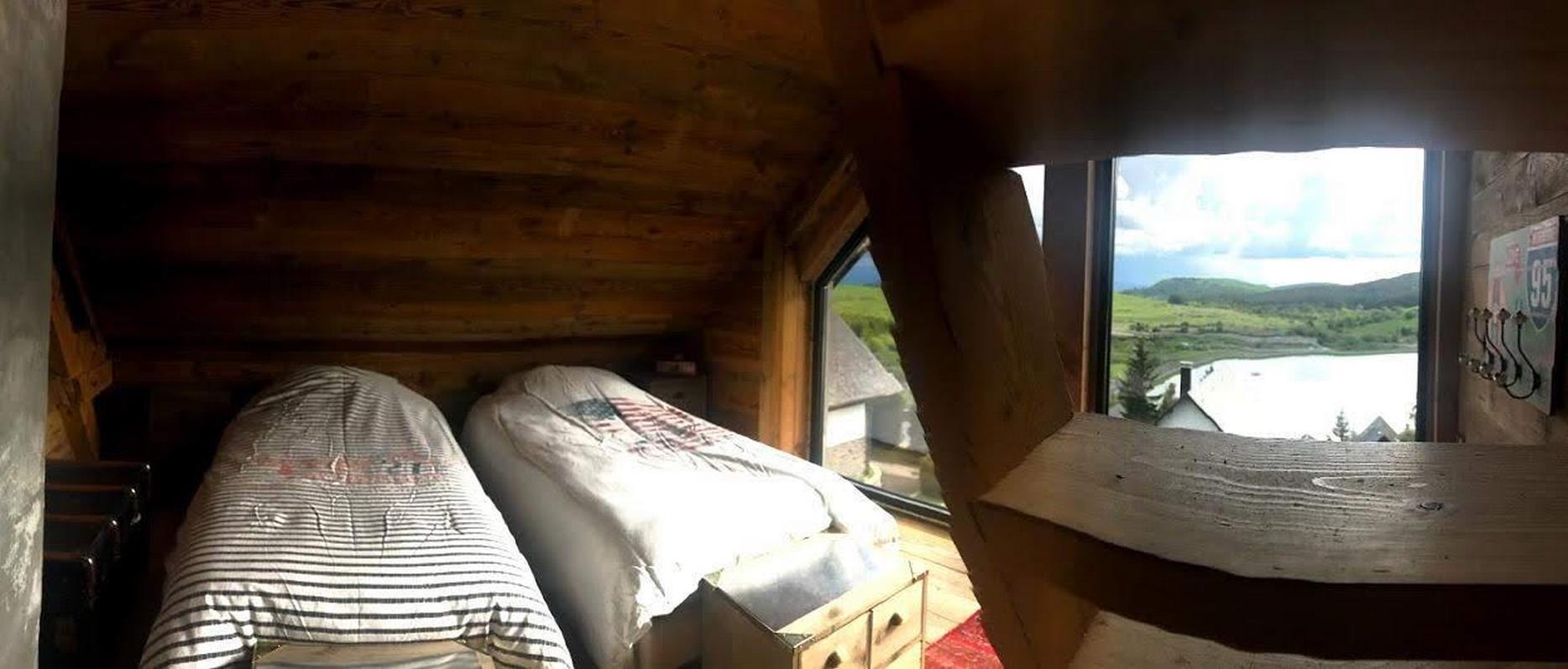 Chalet for rent in super besse