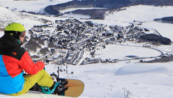 Chalet L'Anorak in Super Besse- the snow board