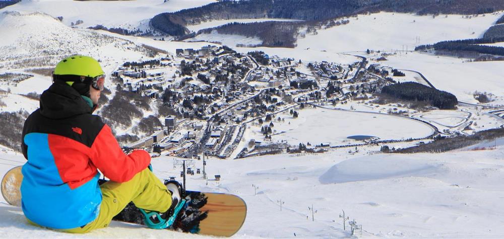 Chalet L'Anorak in Super Besse- the snow board