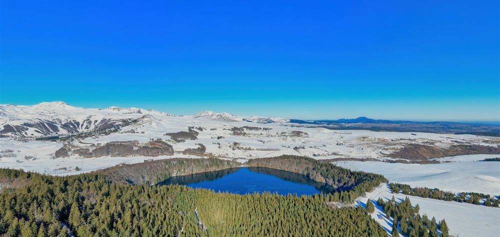 Lac Pavin - Lake seen from the sky