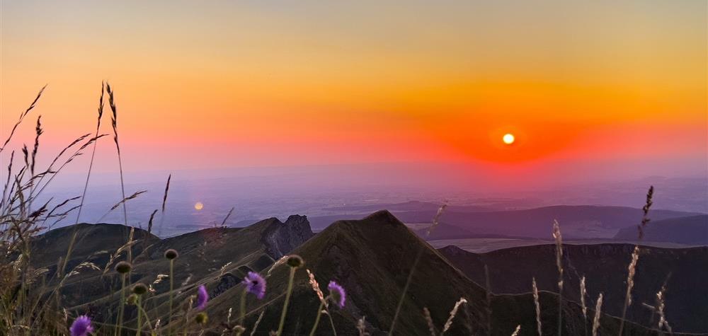Super Besse sunset at the top of Puy de Sancy