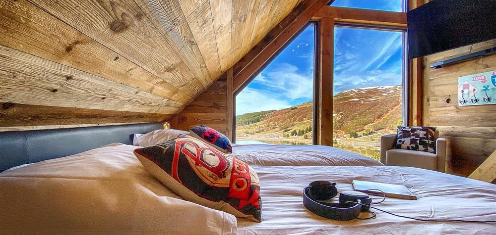 Chalet with a view of the Massif du Sancy, chalet for 10 people super Besse