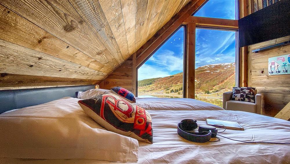 Chalet with a view of the Massif du Sancy, chalet for 10 people super Besse