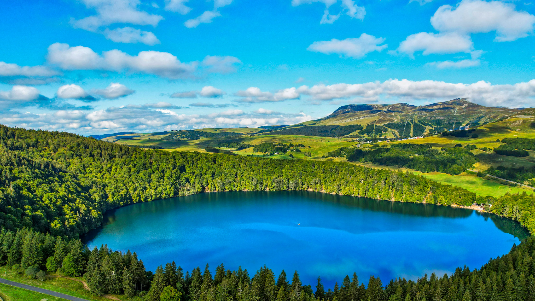Lac Pavin - Lake seen from the sky
