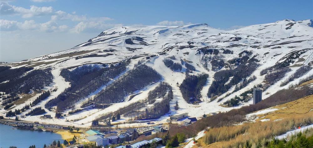 Summit of Puy du Chambourguet, the ski resort of Super Besse