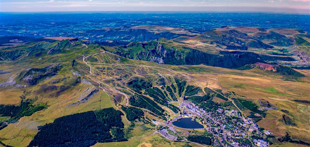From Super Besse to the Summit of Puy de Sancy, a Walk in the Massif du Sancy