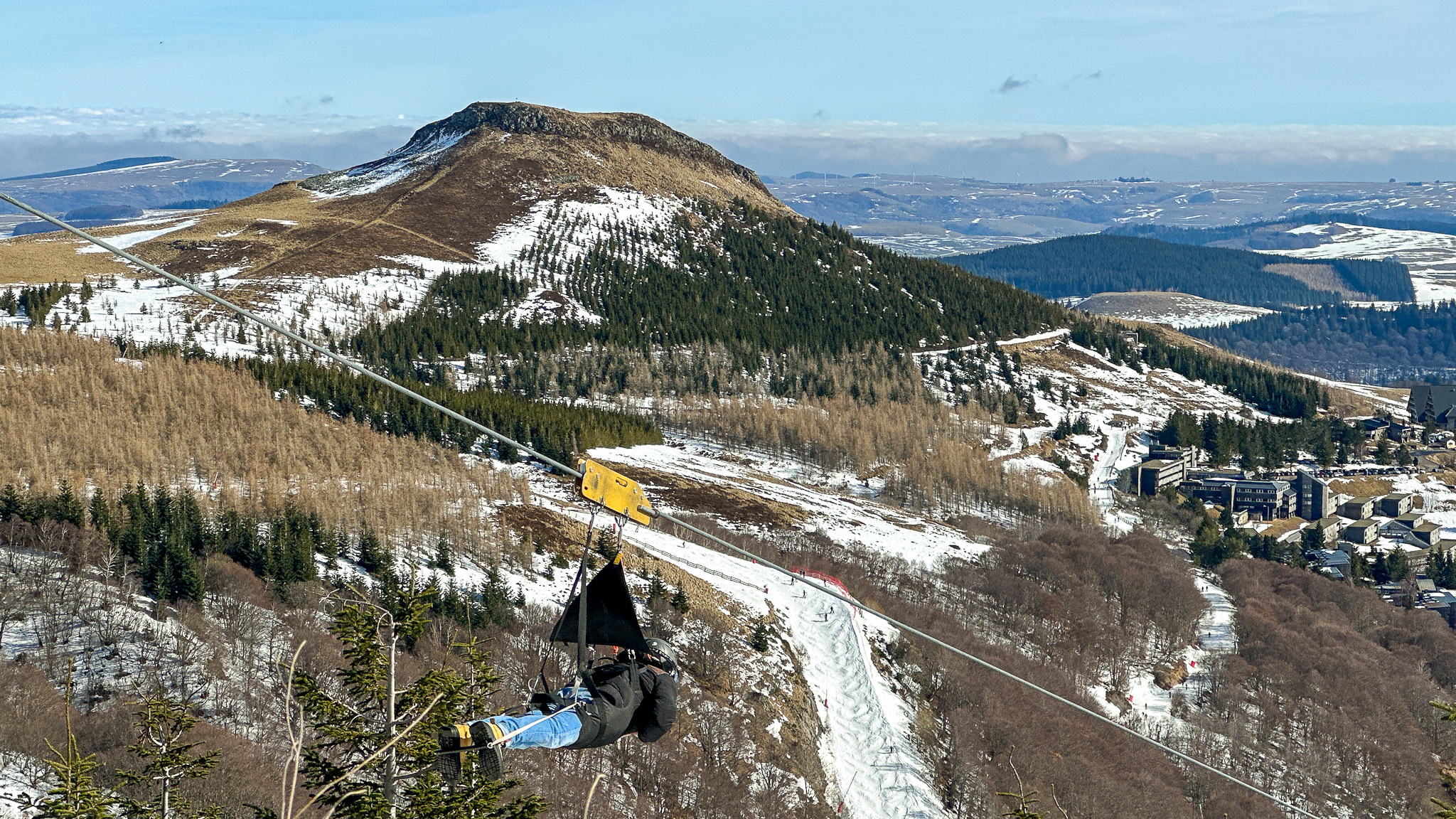 Super Besse Zipline, Launched at full speed