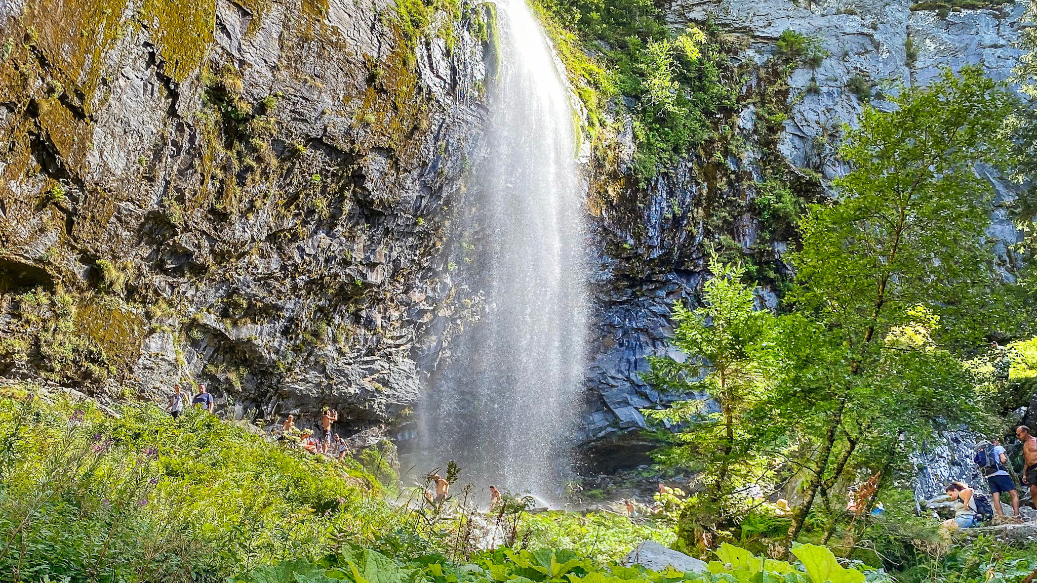 The Grande Cascade at Mont Dore, the joy of swimming