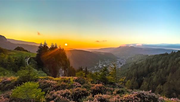Mont Dore, Plateau de Durbise, sunset over Mont Dore