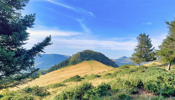 Le Capucin, symbolic summit of Mont Dore