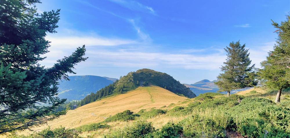 Le Capucin, symbolic summit of Mont Dore