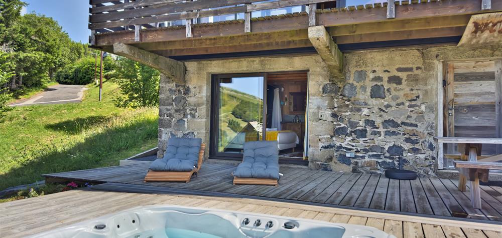 Atypical chalet in Super Besse in the Massif du Sancy