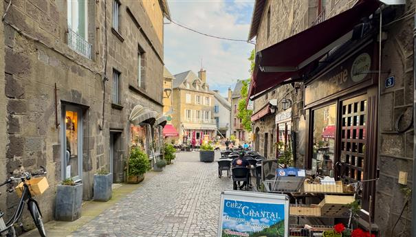 Besse and Saint Anastaise, local products