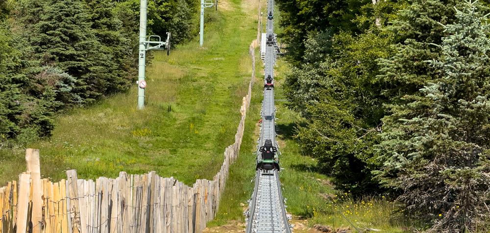 Super Coaster Super Besse - The Climb to the Start