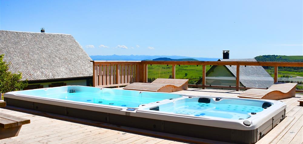 Swim Spa at Chalet l'Anorak in Super Besse, Auvergne
